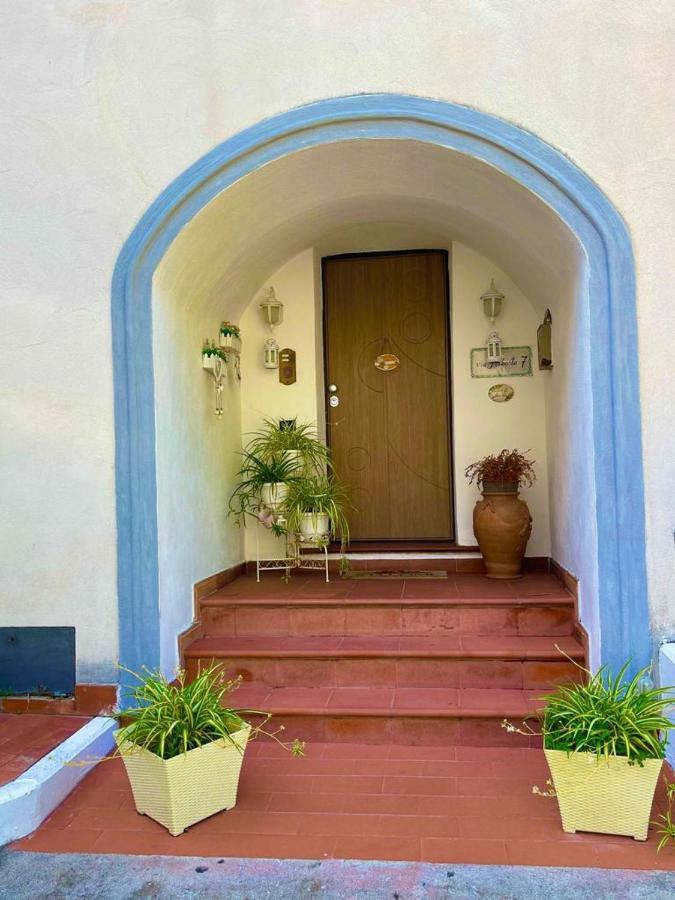 Appartement Holiday House Il Castello Di Anna à Vietri Extérieur photo