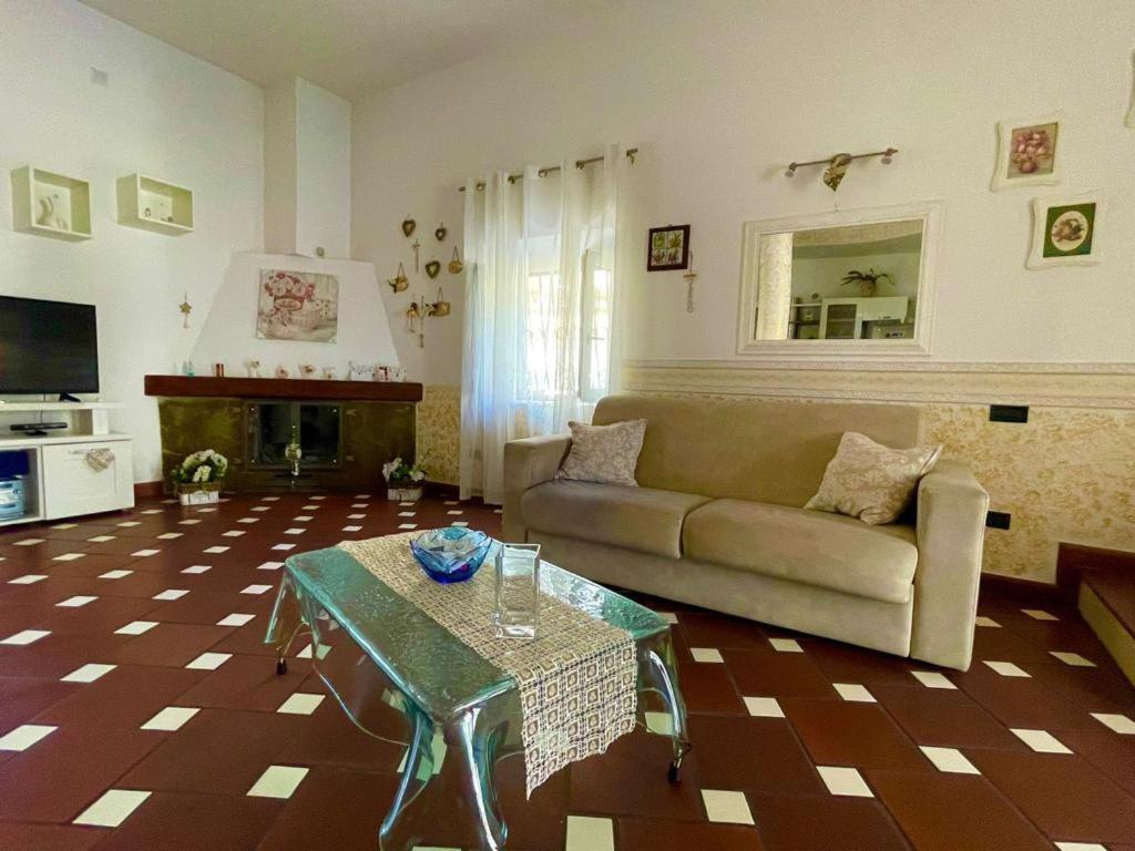 Appartement Holiday House Il Castello Di Anna à Vietri Extérieur photo